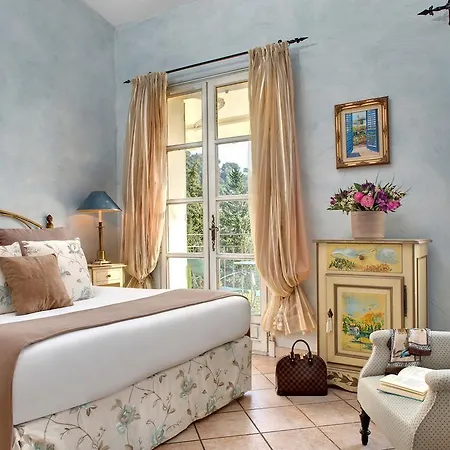 La Grande Bastide מלון 4*