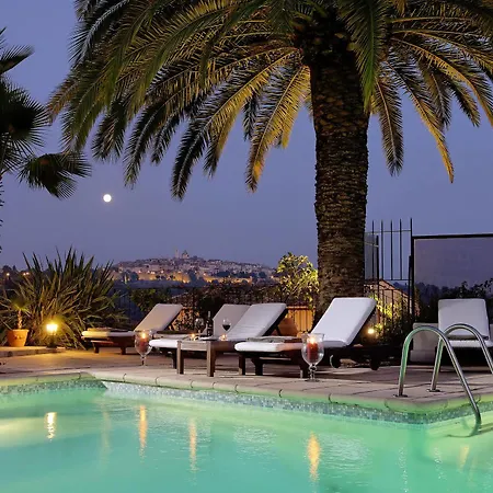 Hotel La Grande Bastide 4*
